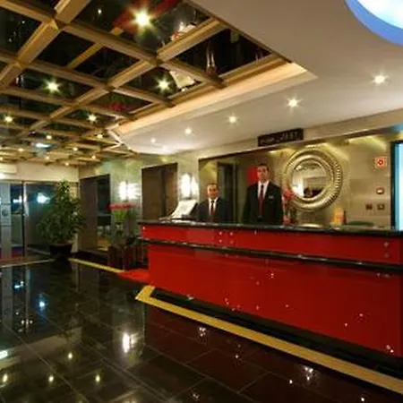 Tropical Sol Aparthotel 4*