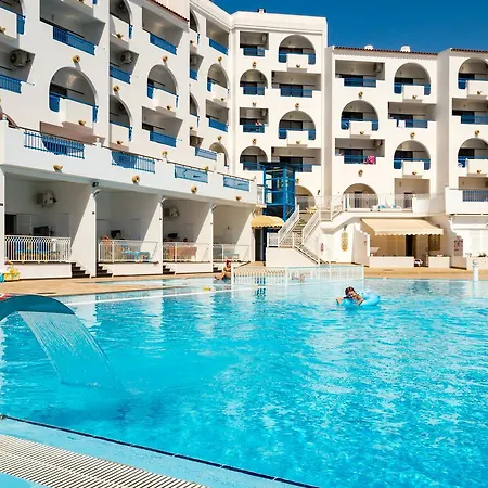 Tropical Sol Ξενοδοχείο με διαμερίσματα Αλμπουφέιρα