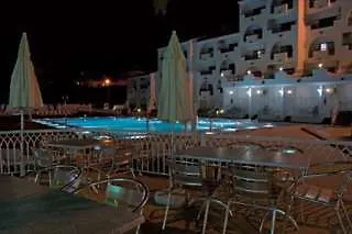 Ξενοδοχείο με διαμερίσματα Tropical Sol Αλμπουφέιρα