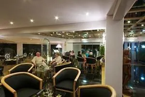 Tropical Sol Lägenhetshotell 4*